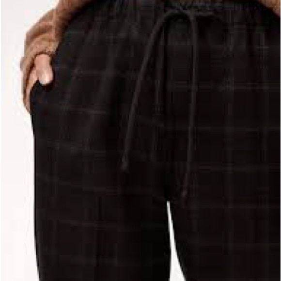 Aritzia Babaton Jimmy Pant - Picture 2 of 2